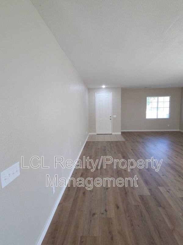 6563 Peridot Court, Eastvale, CA 92880 - House for Rent - Image 6