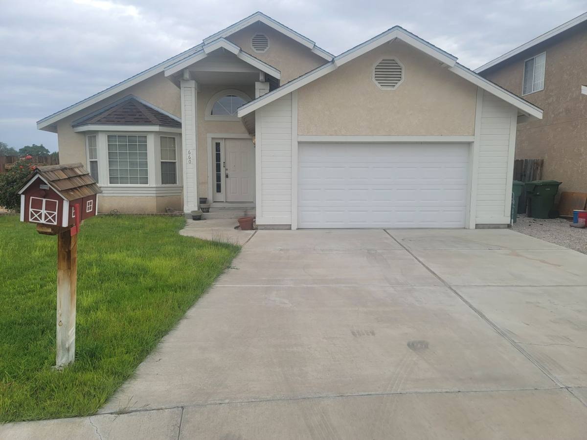 House for rent at 660 Sunset Dr, Fallon, NV 89406