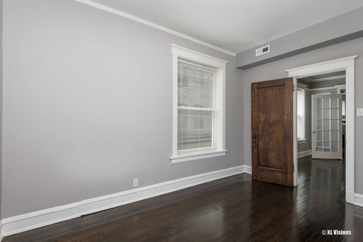 5039 S Champlain Ave, Chicago, IL 60615 - Apartment for Rent - Image 4