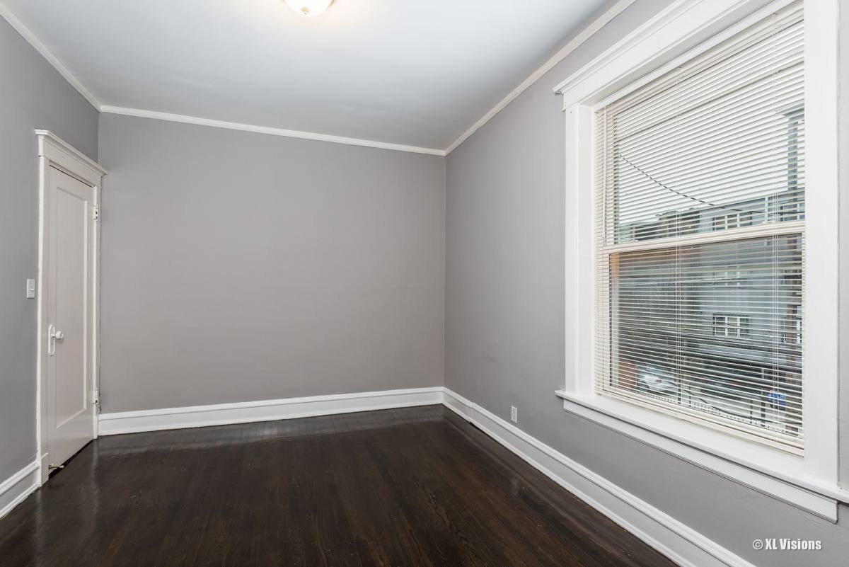 5039 S Champlain Ave, Chicago, IL 60615 - Apartment for Rent - Image 3