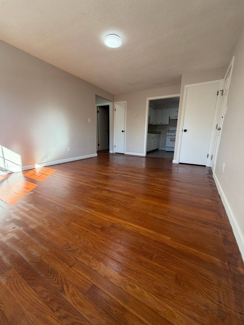 260 Nesmith St, Lowell, MA 01852 - Apartment for Rent - Image 9