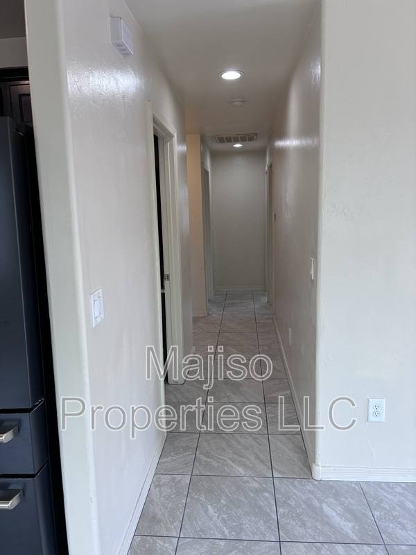 1710 S 8th Ave, Tucson, AZ 85713 - House for Rent - Image 3