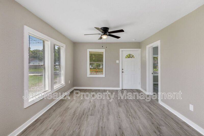 705 Murray St, Lake Charles, LA 70615 - House for Rent - Image 3