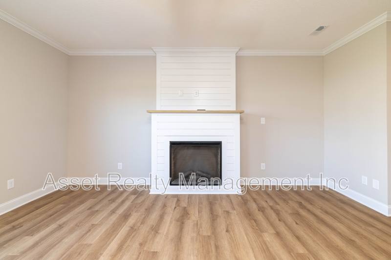 7822 Tree Line Lane, Corryton, TN 37721 - House for Rent - Image 5