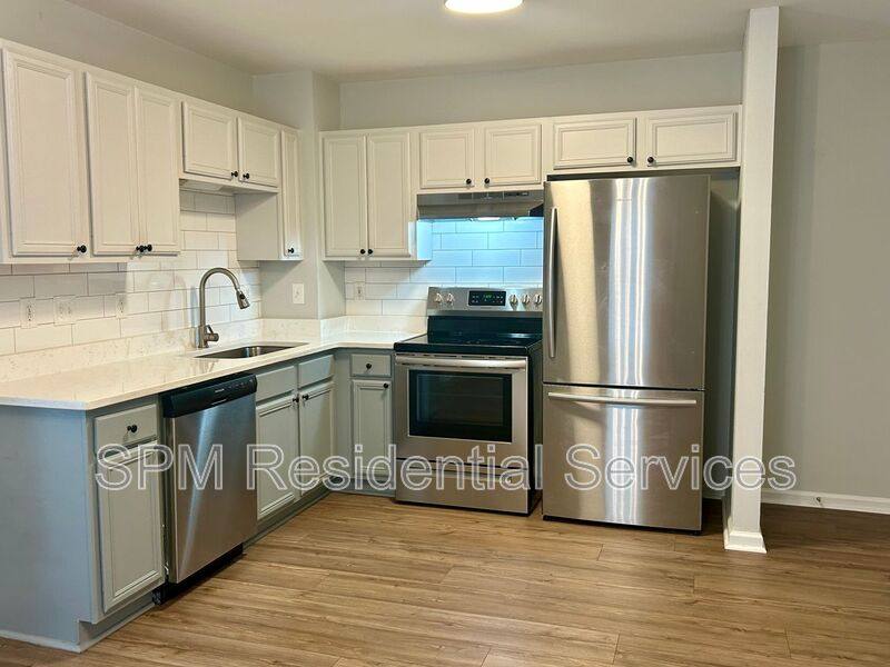 210 Red Cross St #J, Wilmington, NC 28401 - Apartment for Rent - Image 2