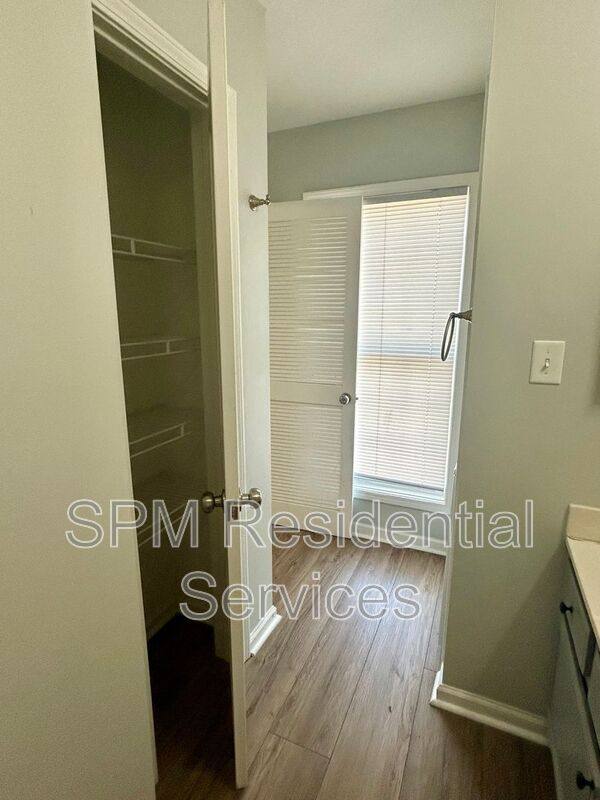210 Red Cross St #J, Wilmington, NC 28401 - Apartment for Rent - Image 8