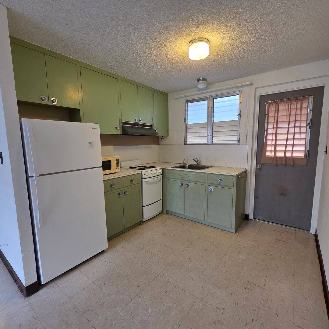 1026 Poha Lane, Honolulu, HI 96826 - Apartment for Rent - Image 5