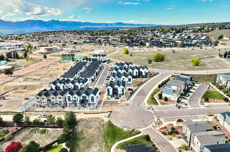 4057 Descender Grove, Colorado Springs, CO 80918 - Townhouse for Rent - Image 4