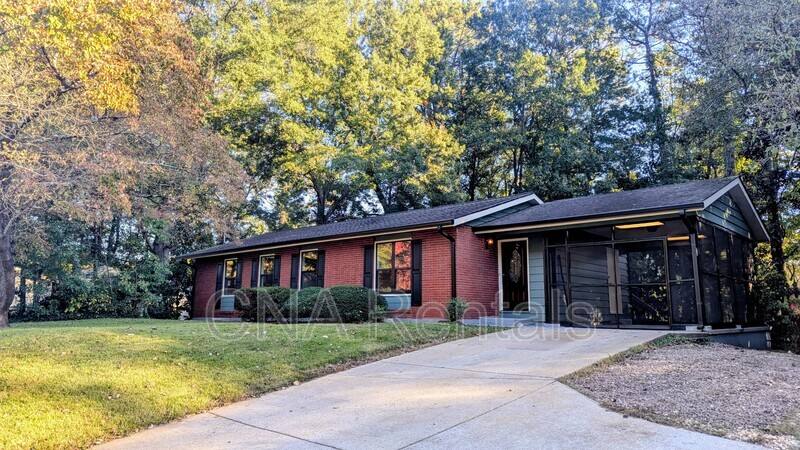 House for rent at 2042 Spring Rd SE, Smyrna, GA 30080