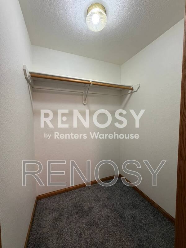 2612 SE 18th Court, Des Moines, IA 50320 - Apartment for Rent - Image 12