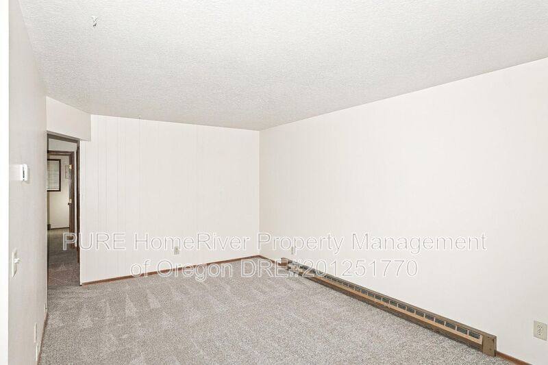 1129 SE 27th Ave, Portland, OR 97214 - Apartment for Rent - Image 5