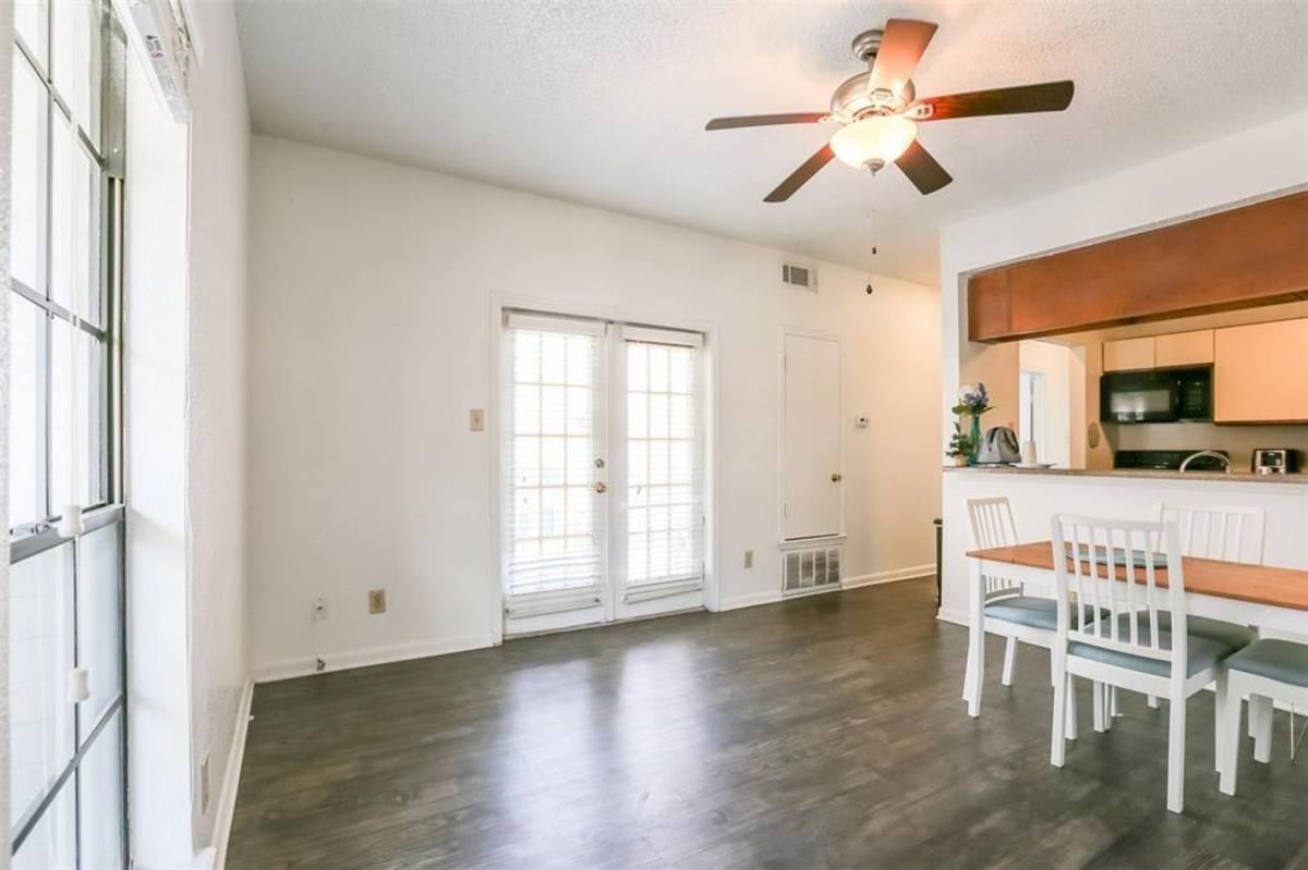 912 W 22nd St #302, Austin, TX 78705 - Apartment for Rent - Image 3