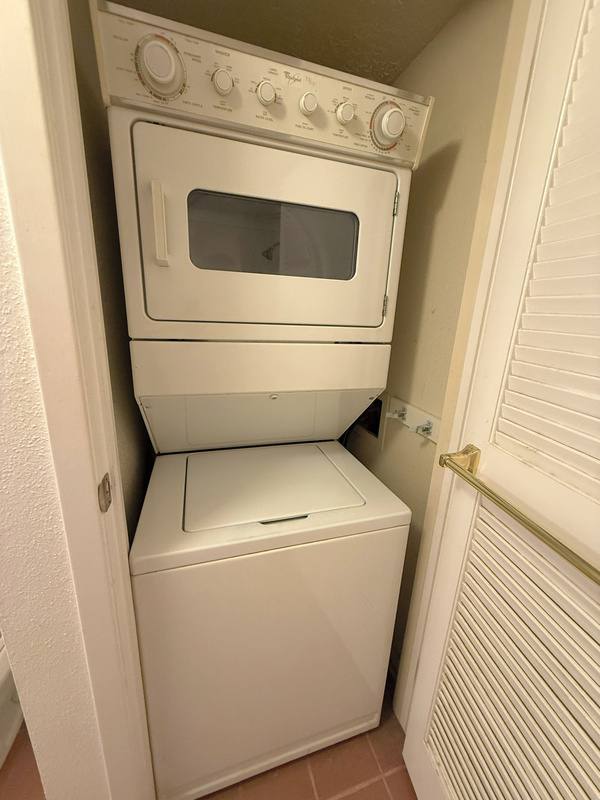 2021 Spenwick Dr #224, Houston, TX 77055 - Apartment for Rent - Image 9