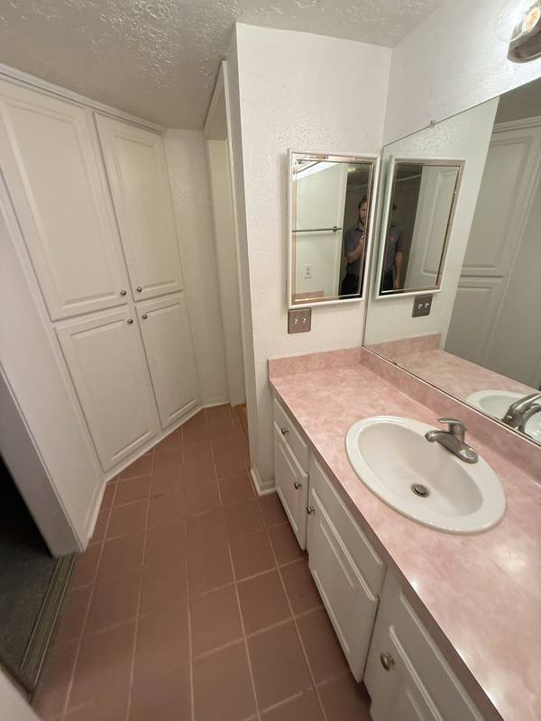 2021 Spenwick Dr #224, Houston, TX 77055 - Apartment for Rent - Image 8