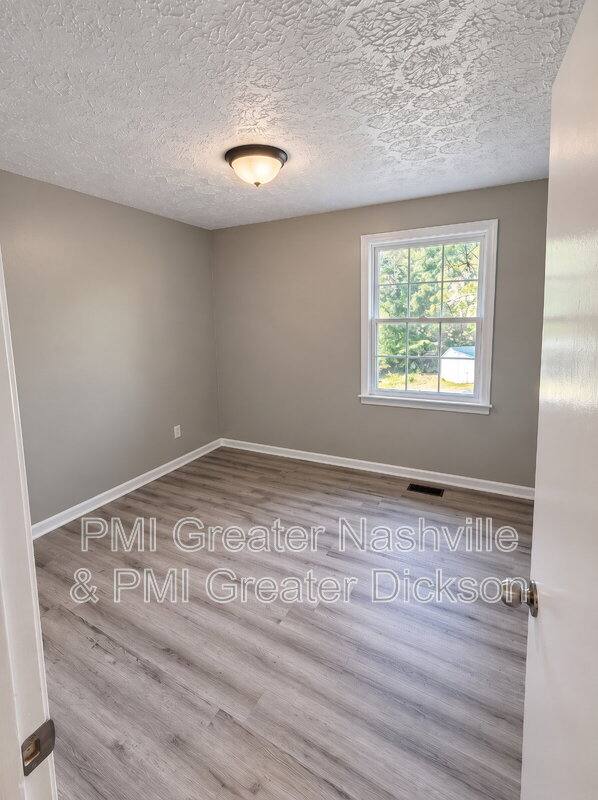 407 Marshall Stuart Dr, Dickson, TN 37055 - House for Rent - Image 7
