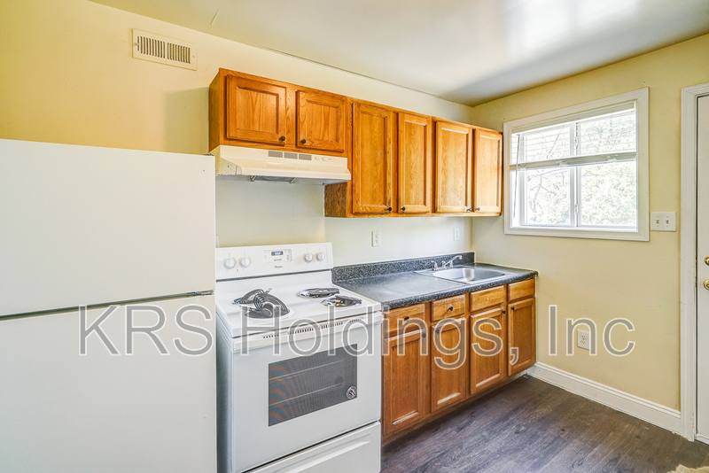 2108 Phaup St #E, Richmond, VA 23223 - Apartment for Rent