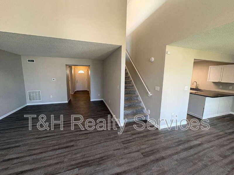 3843 Burning Bush Dr, Indianapolis, IN 46235 - House for Rent - Image 4
