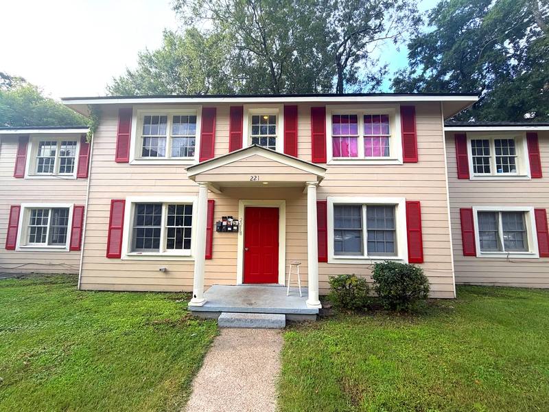 Apartment for rent at 2218 14th St #A, Columbus, GA 31906