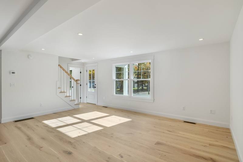 256 Berwick Rd, Ogunquit, ME 03907 - House for Rent - Image 4