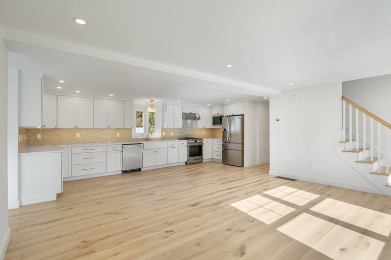 256 Berwick Rd, Ogunquit, ME 03907 - House for Rent - Image 3