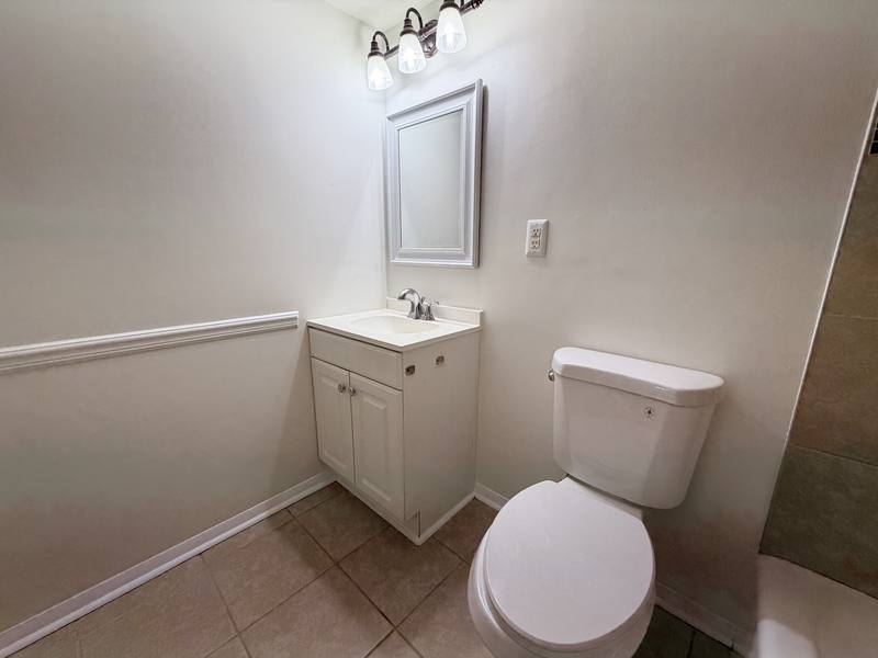 1004 Sandlin Place #D, Raleigh, NC 27606 - Condo for Rent - Image 3