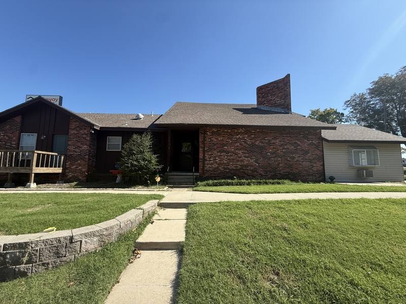 House for rent at 110 S Stonewall Ave, Ada, OK 74820