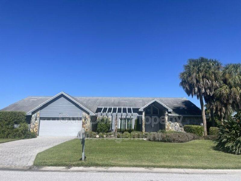 House for rent at 4859 Greencroft Rd, Sarasota, FL 34235