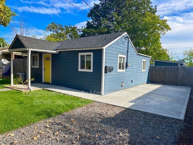 8114 SE 63rd Ave, Portland, OR 97206 - House for Rent - Image 2