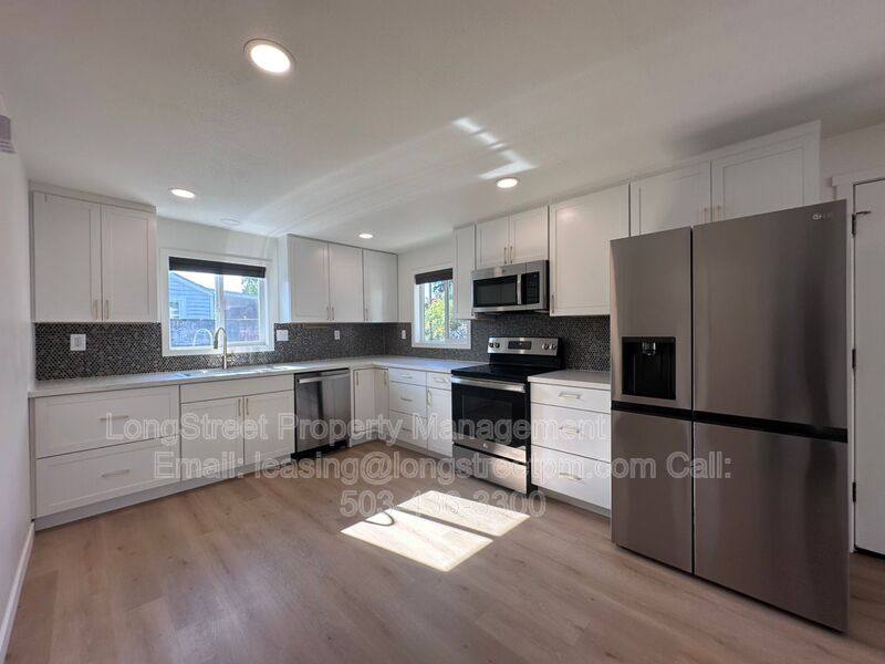 8114 SE 63rd Ave, Portland, OR 97206 - House for Rent - Image 4