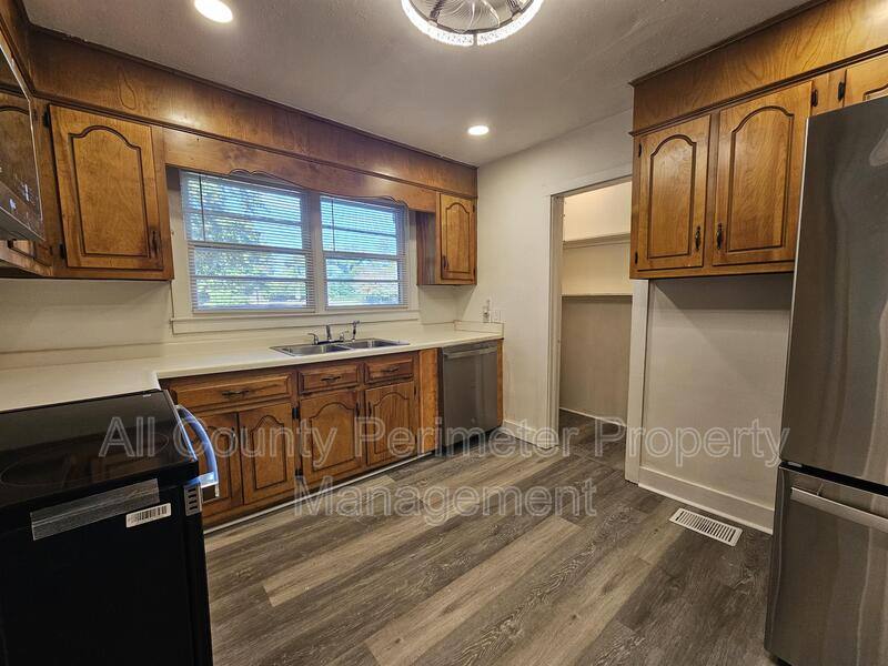 1965 Timothy Rd, Athens, GA 30606 - House for Rent - Image 4