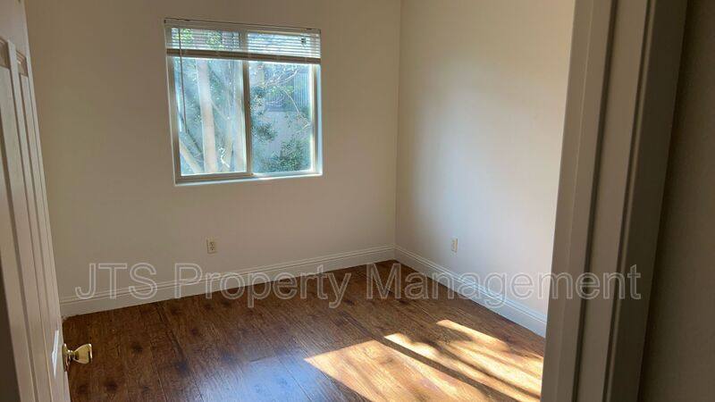 5120 Gibbons Dr #A, Carmichael, CA 95608 - Apartment for Rent - Image 2