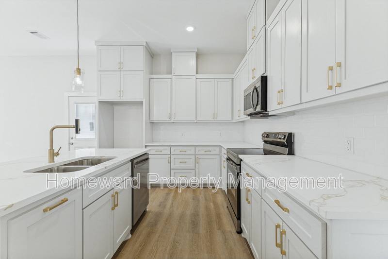 8005 Doreen Ave, Fort Worth, TX 76116 - House for Rent - Image 4