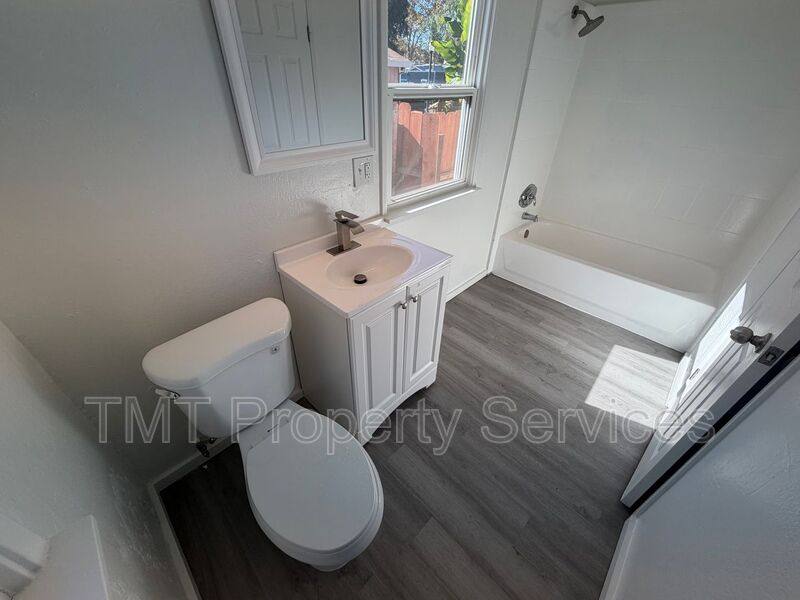 2378 Cambridge St, Sacramento, CA 95815 - House for Rent - Image 6