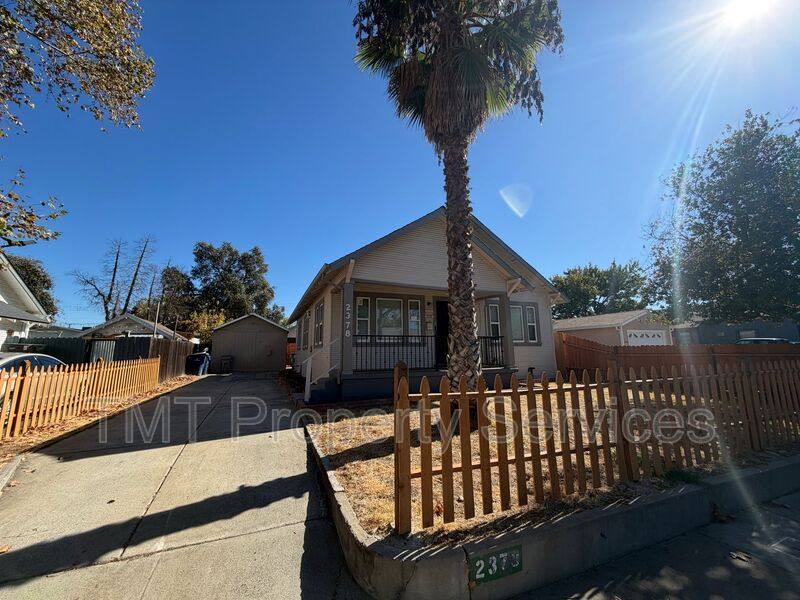 2378 Cambridge St, Sacramento, CA 95815 - House for Rent - Image 1