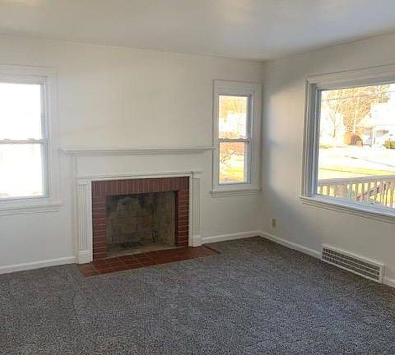 2182 Gregory Ave, Youngstown, OH 44511 - House for Rent - Image 2