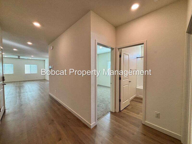 213 Chandler Rd, Dayton, NV 89403 - House for Rent - Image 2