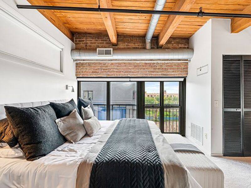 50 E 26th St #8, Chicago, IL 60616 - House for Rent - Image 3