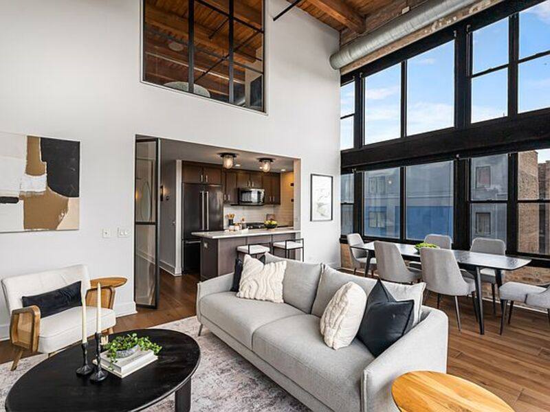 50 E 26th St #8, Chicago, IL 60616 - House for Rent - Image 4