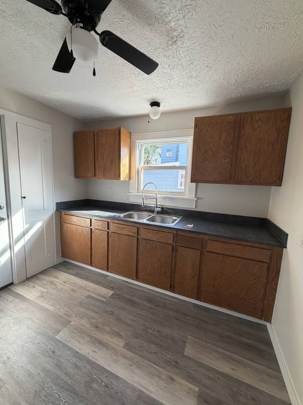 1009 Pardee Ave, Akron, OH 44306 - House for Rent - Image 4