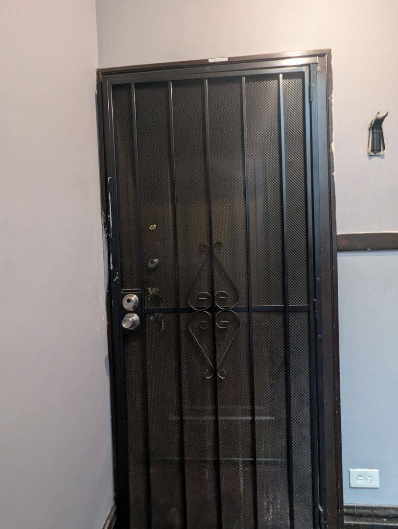 7110-18 S E End Ave, Chicago, IL 60649 - Apartment for Rent