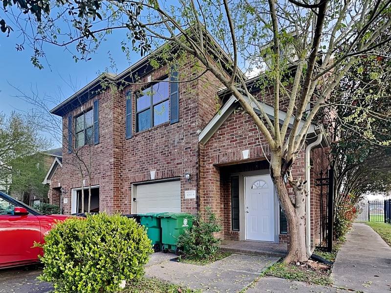4206 Alvin St #A, Houston, TX 77051 - Townhouse for Rent - Image 1