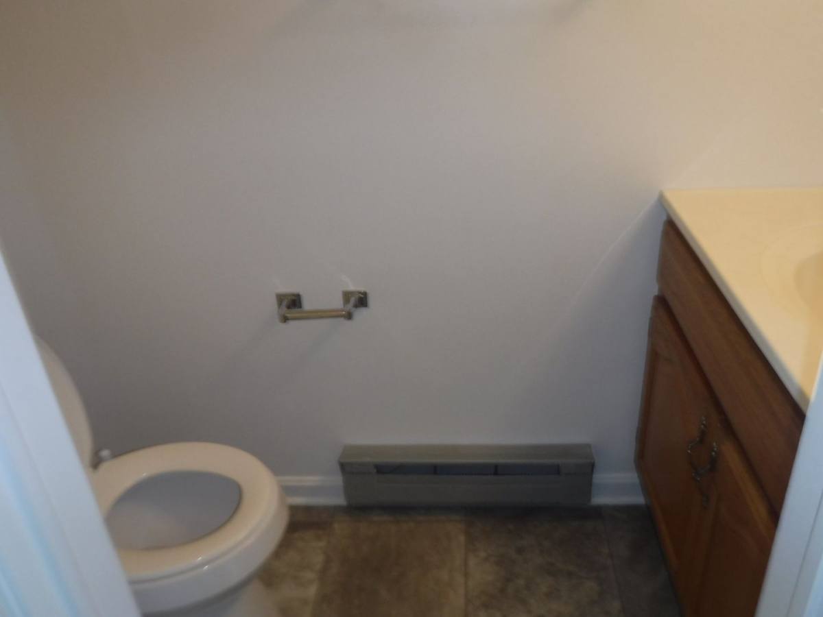 614 Victoria Dr, Greencastle, PA 17225 - House for Rent - Image 5
