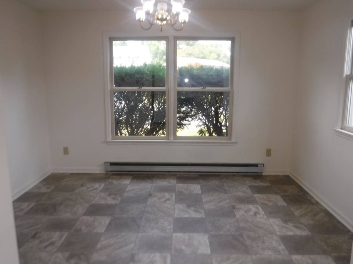 614 Victoria Dr, Greencastle, PA 17225 - House for Rent - Image 3