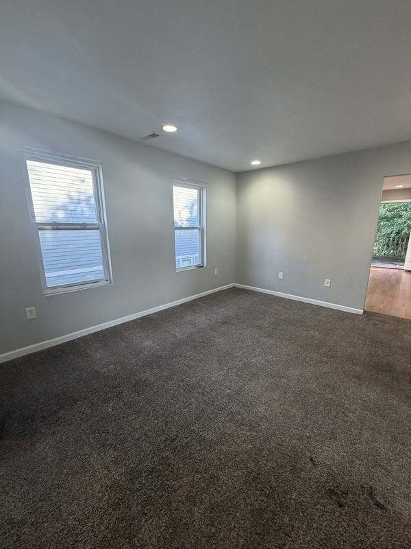 Apartment for rent at 7006 Claasen Ave, Upper Unit, Cleveland, OH 44105