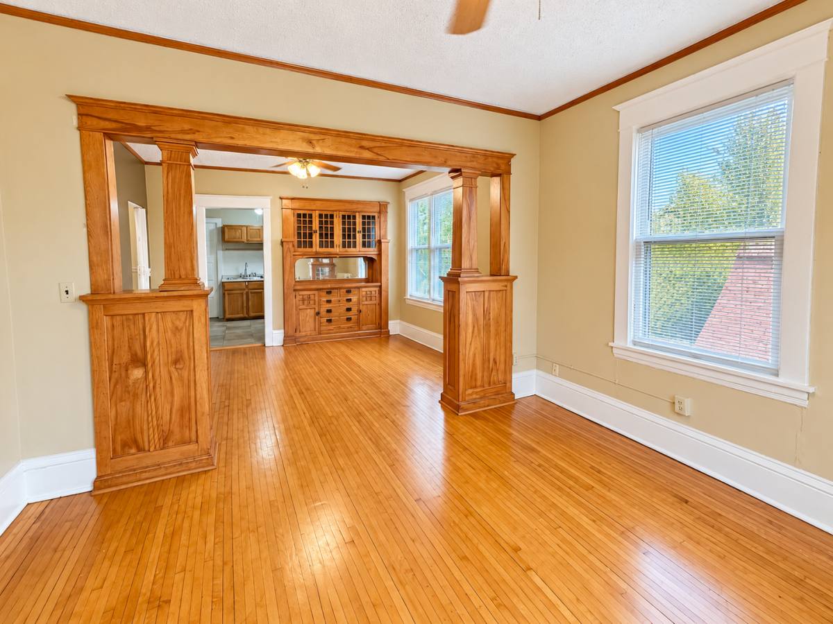 Apartment for rent at 820 Como Ave #2, St. Paul, MN 55103