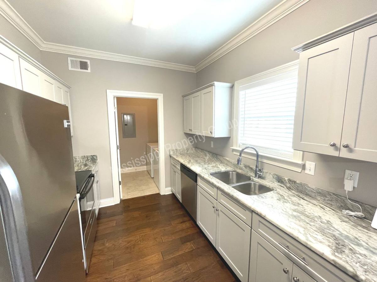 130 Robbins Circle, Oxford, MS 38655 - Townhouse for Rent - Image 7
