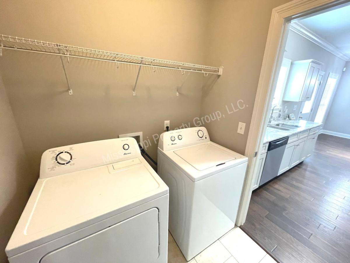 130 Robbins Circle, Oxford, MS 38655 - Townhouse for Rent - Image 10