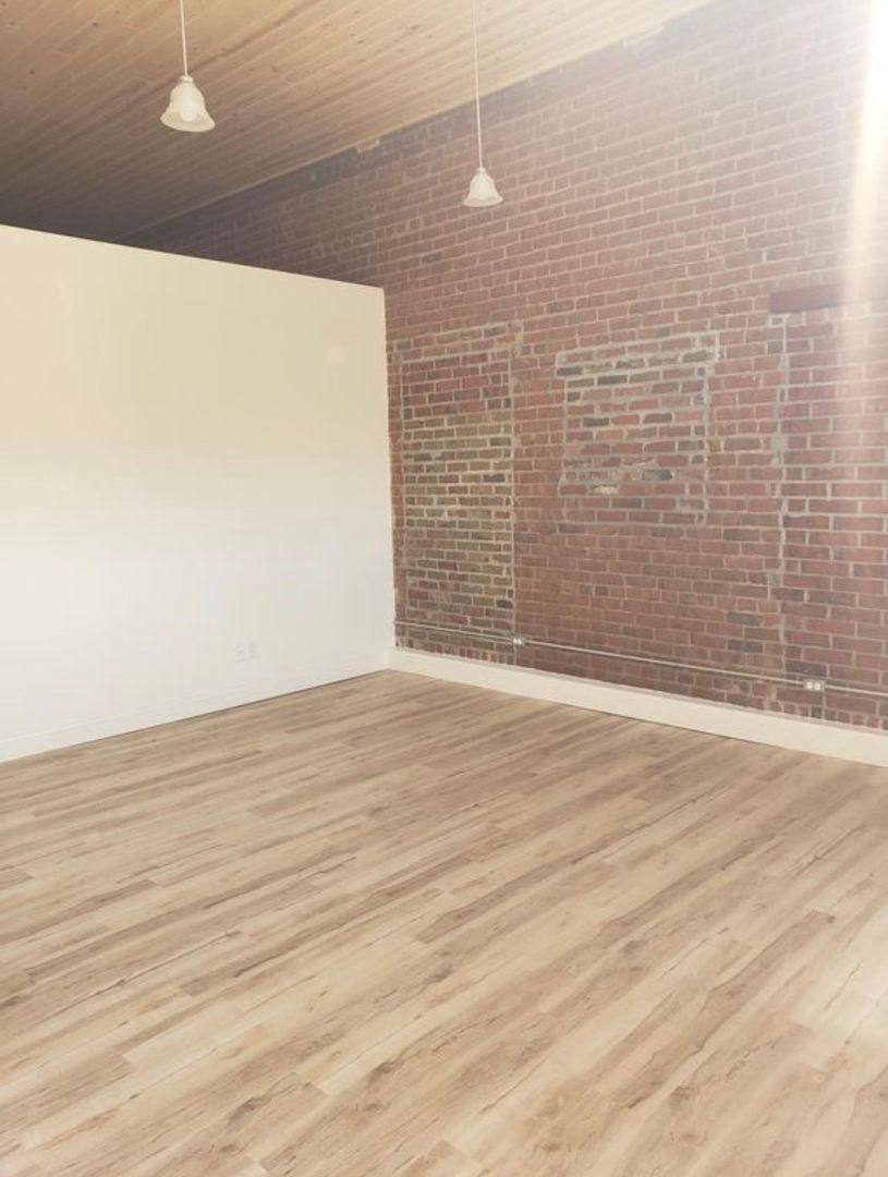 Washington Complex, 107 N Main, Kirksville, MO 63501 - Apartment for Rent - Image 6