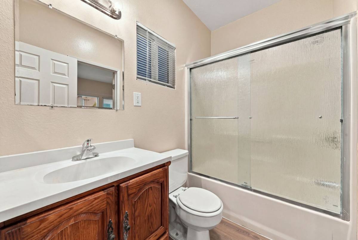 112 W Adele St, Anaheim, CA 92805 - Apartment for Rent - Image 9