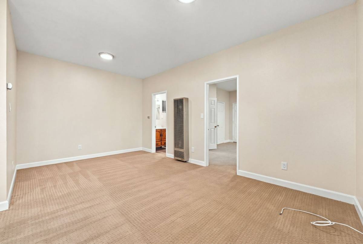 112 W Adele St, Anaheim, CA 92805 - Apartment for Rent - Image 8